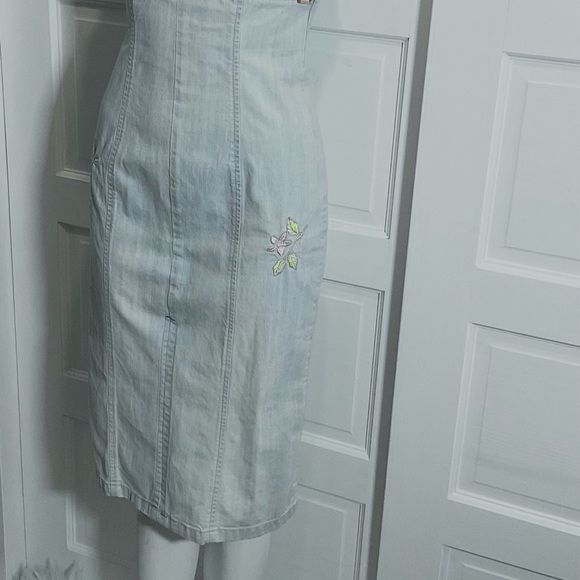 ‼️RARE VINTAGE GUESS HALTER DRESS‼️ - Picture 4 of 13